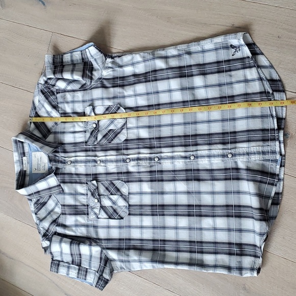 2/$10 American Eagle Outfitters shirt - Picture 4 of 8